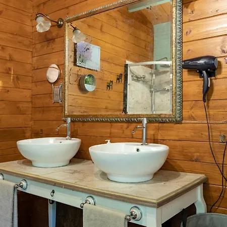 Alojamento de Acomodação e Pequeno-almoço La Tana Dello Scoiattolo - Adults Only Murazzano (Cuneo)