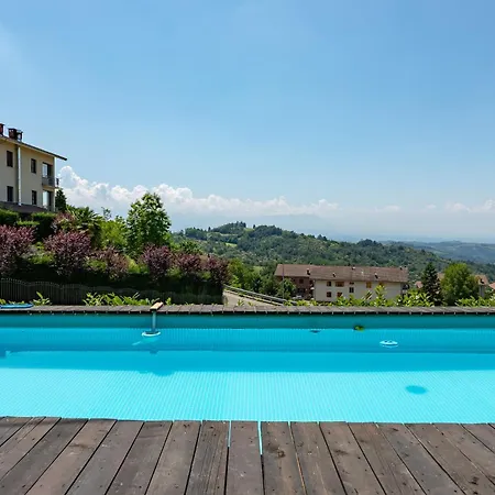 ベッド・アンド・ブレックファスト La Tana Dello Scoiattolo - Adults Only Murazzano