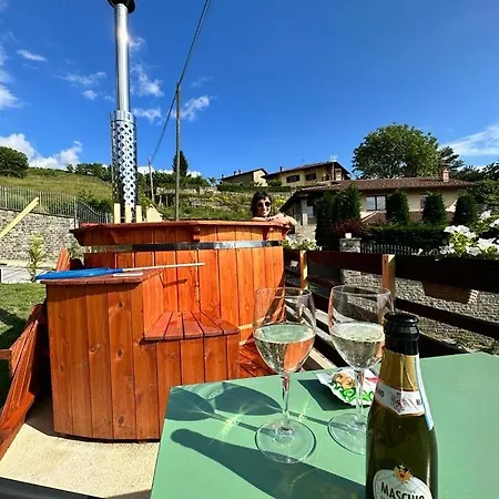 La Tana Dello Scoiattolo - Adults Only Murazzano (Cuneo)