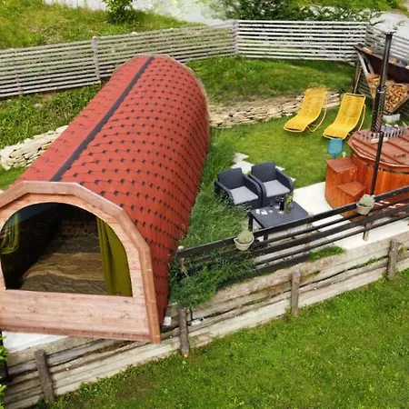 La Tana Dello Scoiattolo - Adults Only 4* Murazzano (Cuneo)