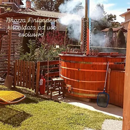 ベッド・アンド・ブレックファスト La Tana Dello Scoiattolo - Adults Only