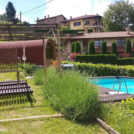 La Tana Dello Scoiattolo - Adults Only 4*