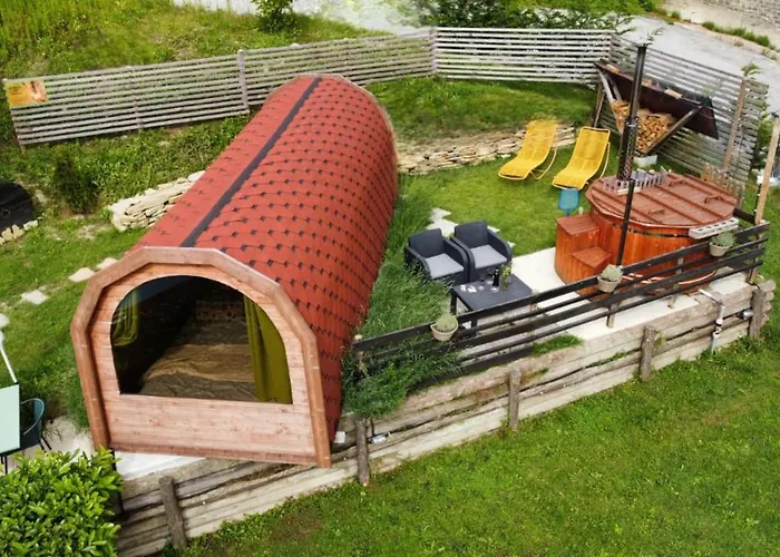 La Tana Dello Scoiattolo - Adults Only 4* Murazzano (Cuneo)