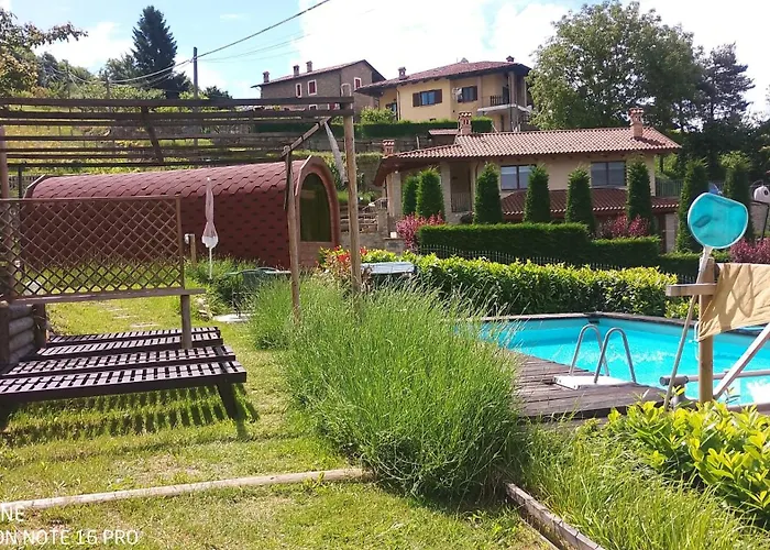 La Tana Dello Scoiattolo - Adults Only 4*